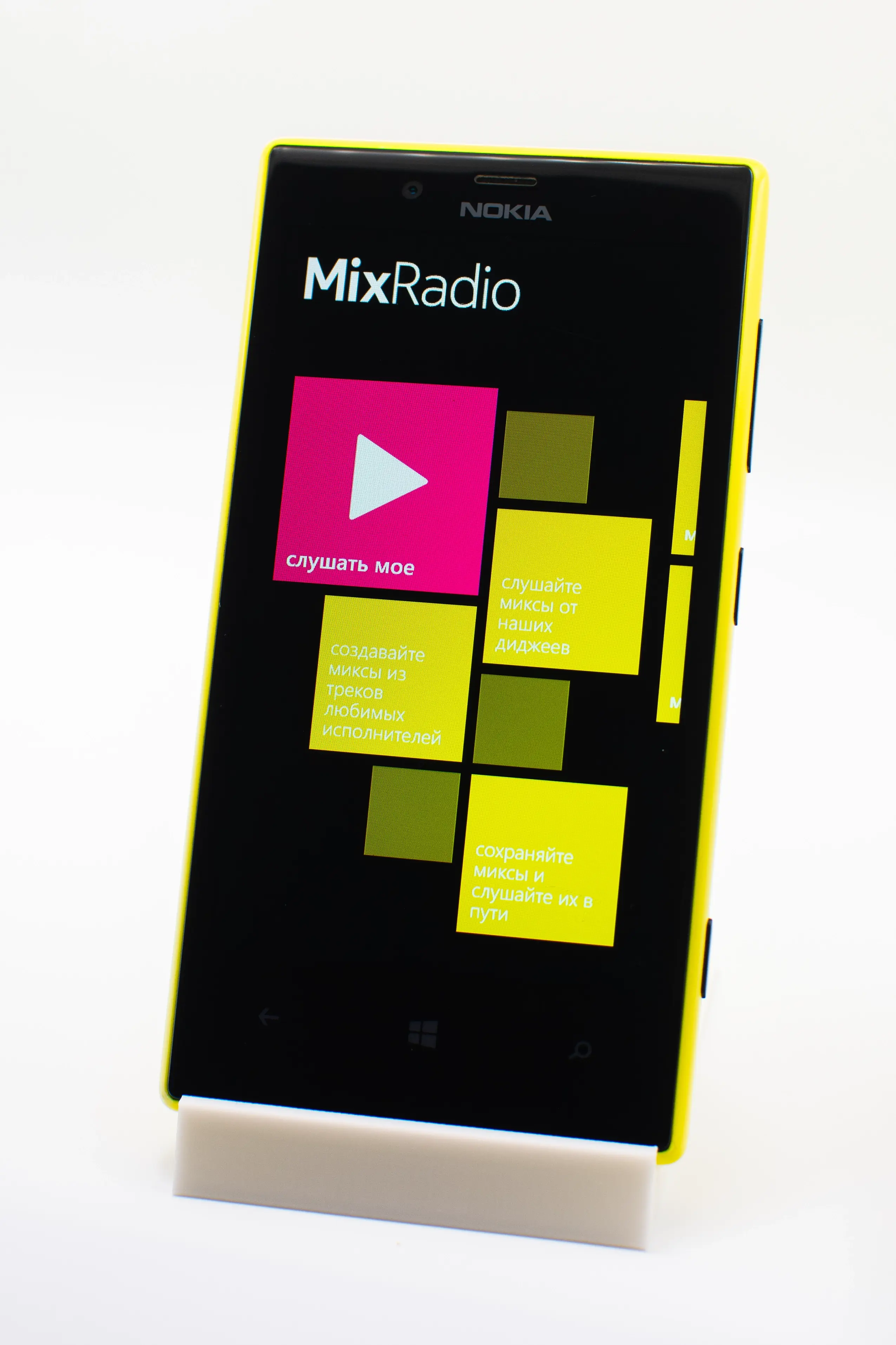 Nokia Lumia 720 — фото 1