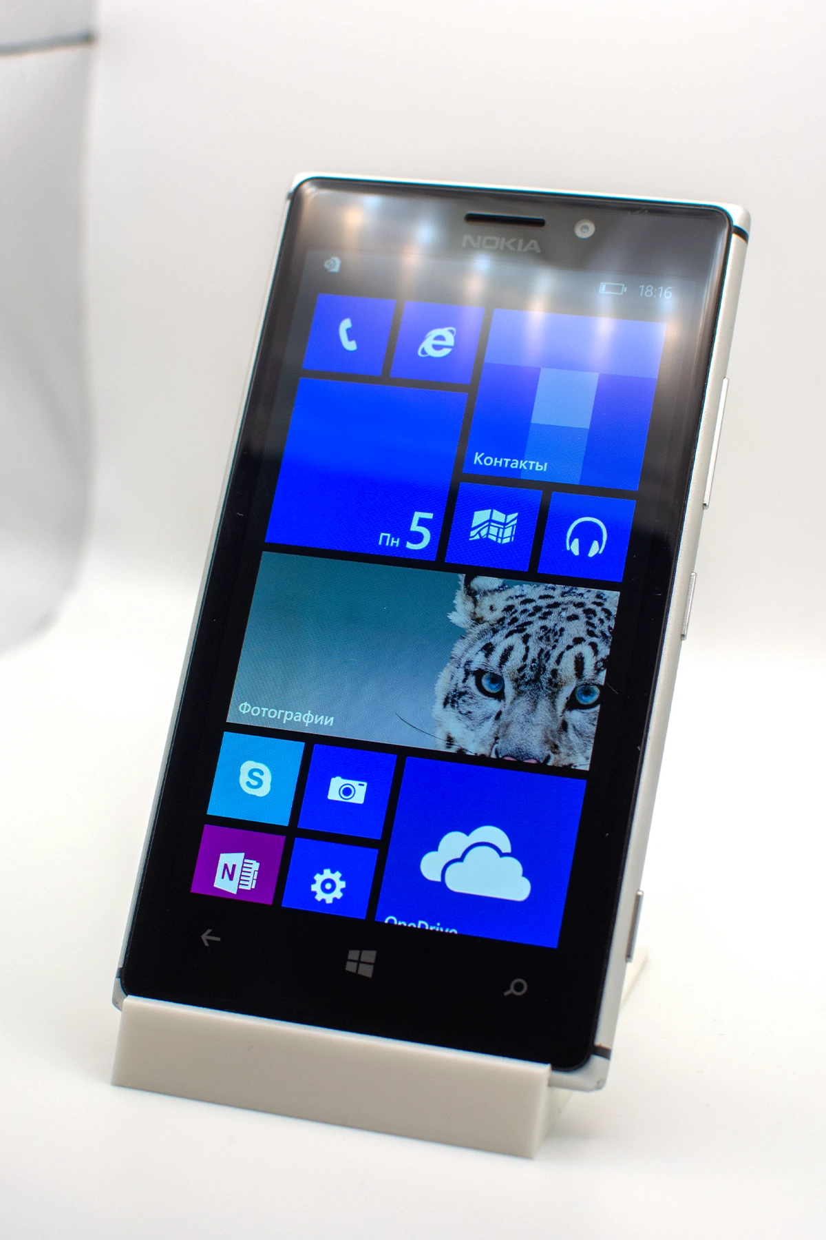 Nokia Lumia 925 — фото 1